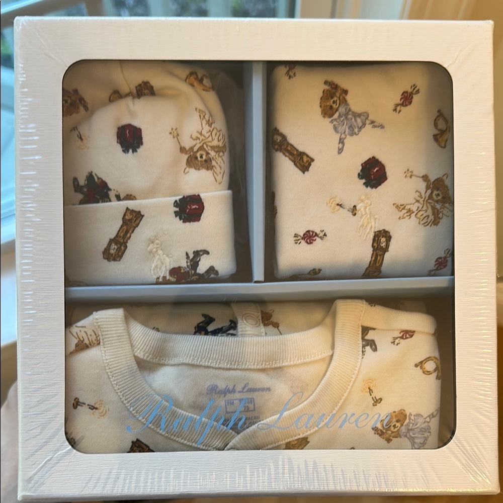 Ralph Lauren Cream Baby Set with Bear Print